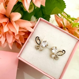 Brinco borboleta asa cristal