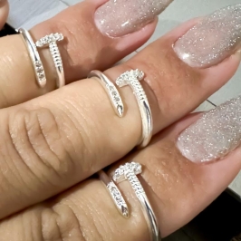 Anel prego cravejado regulavel