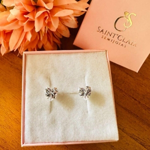 Brinco zirconia coração 7mm