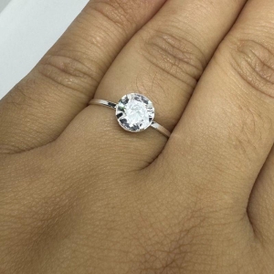 Anel solitario galeria G