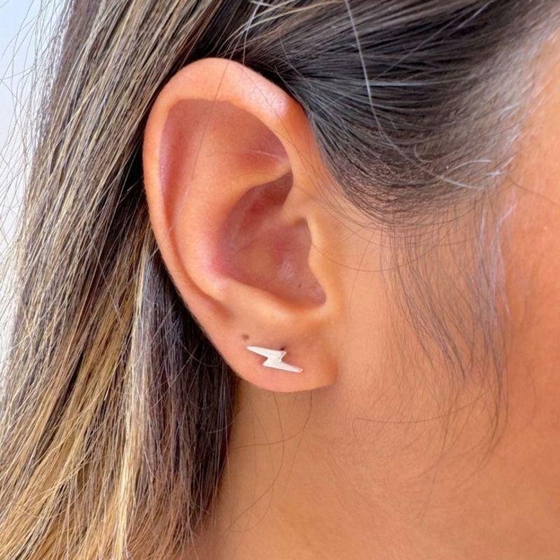 brinco raio 6mm liso