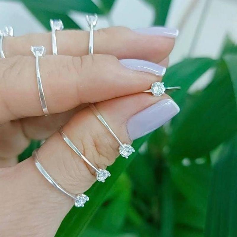 ANEL SOLITARIO ZIRCONIA 4MM CAIXA BAIXA