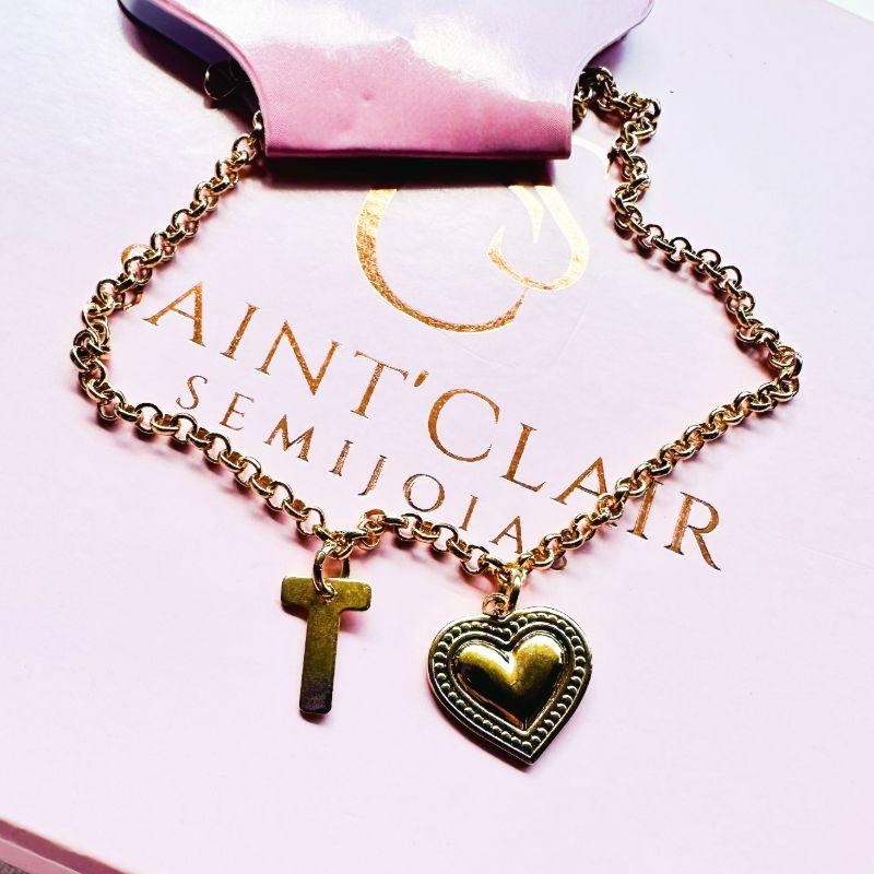 pulseira com coração e inicial