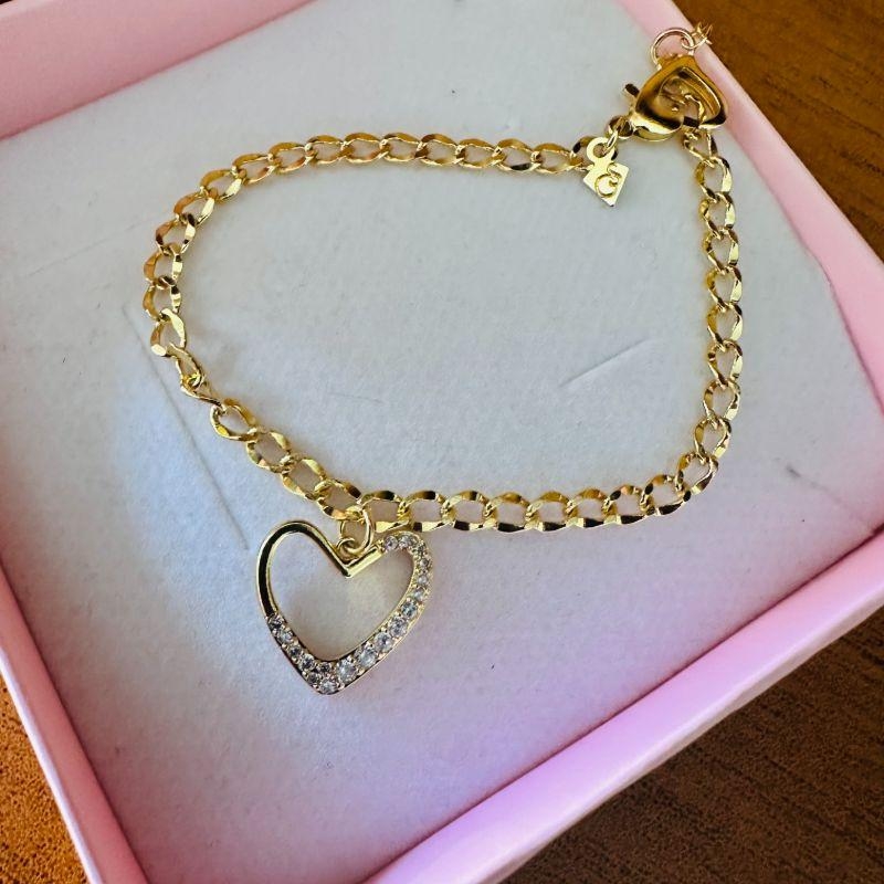 pulseira elo com coração meio cravejado