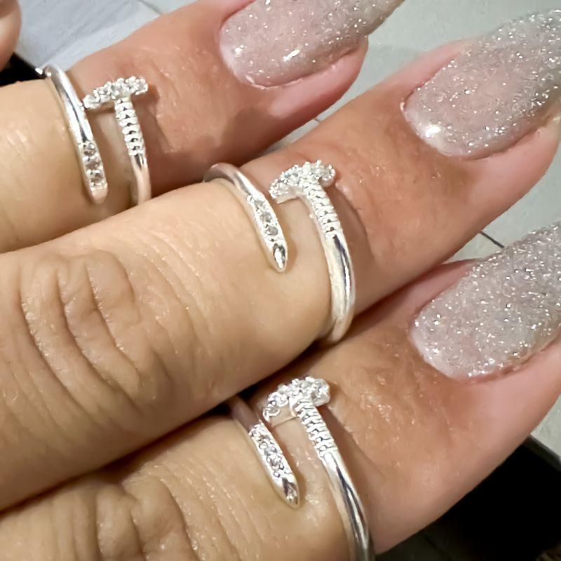 Anel prego cravejado regulavel