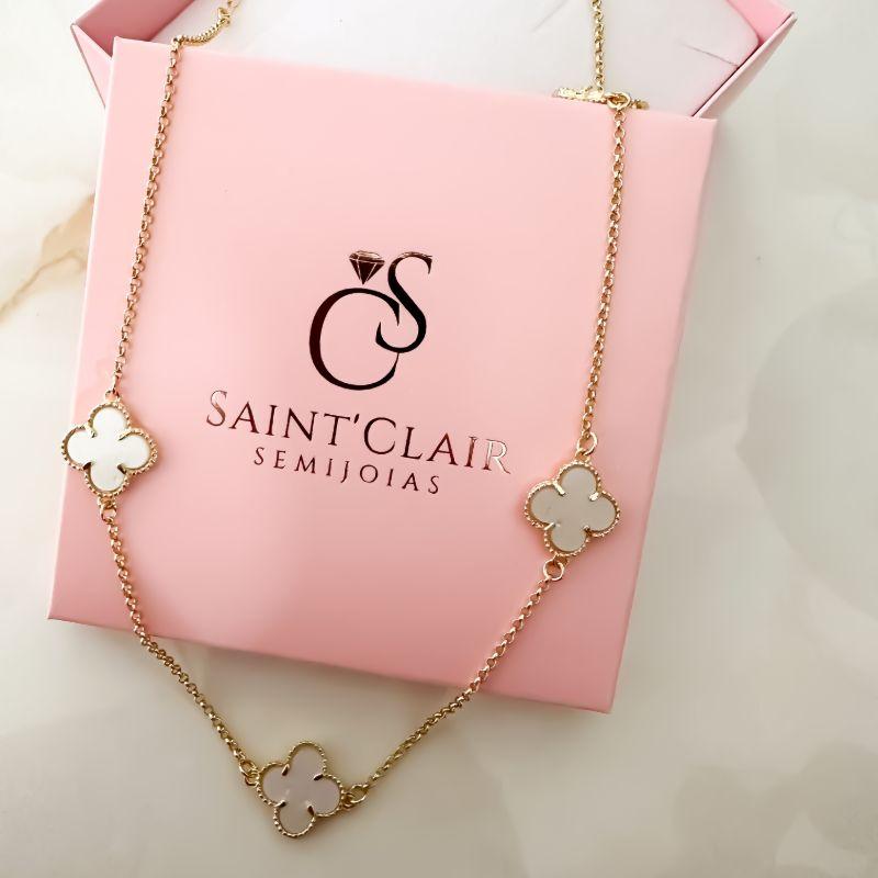 gargantilha 40cm elo portugues c/ 4 trevos acrilico e extensor 7.5cm