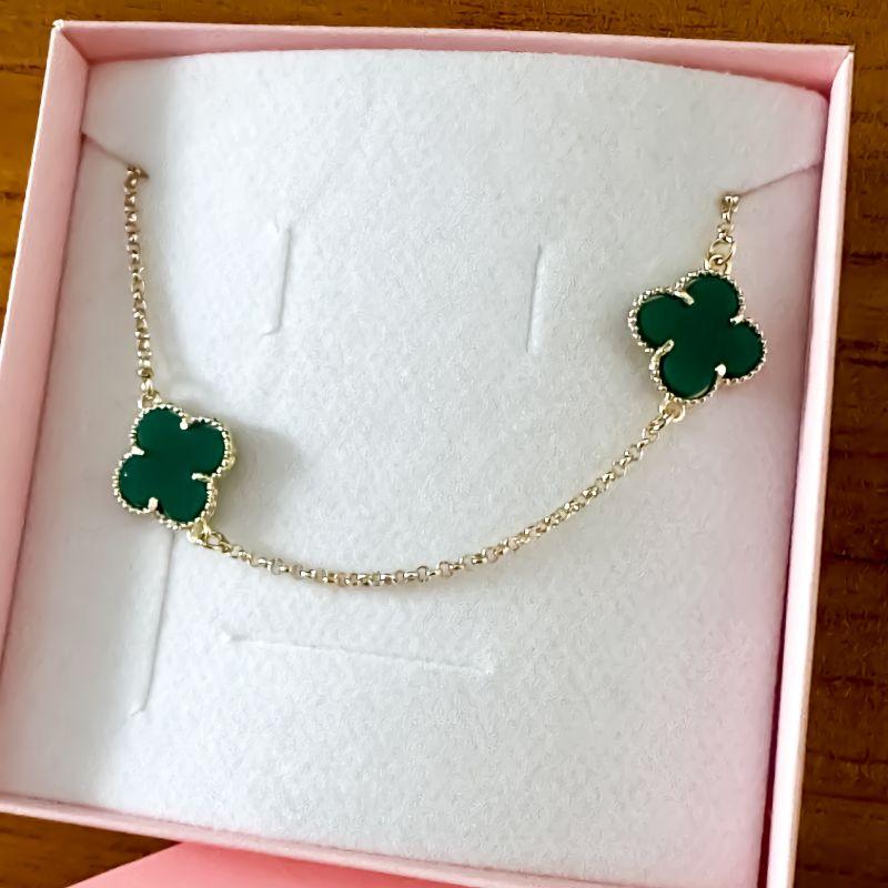 gargantilha 70cm elo portugues com 4 flor trevo acrilico c/ 7cm ext