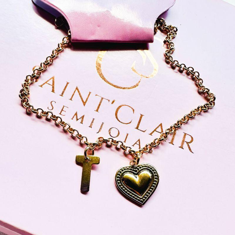 pulseira com coração e inicial